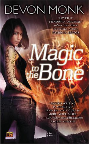 Magic to the Bone (Allie Beckstrom #1)
