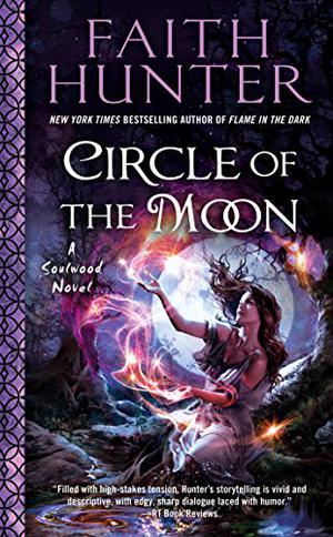 Circle of the Moon by Faith Hunter