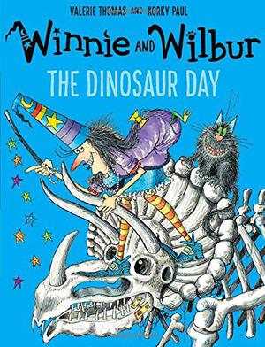 The Dinosaur Day (Winnie the Witch #13)