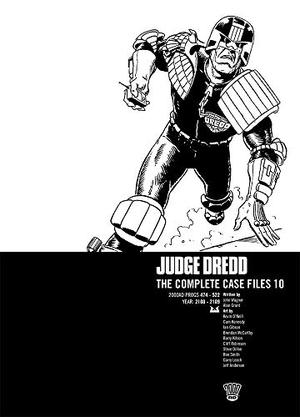 Judge Dredd: The Complete Case Files 10 (Judge Dredd: The Complete Case Files + The Restricted Files+ The Daily Dredds #10)