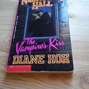 The Vampire's Kiss by Diane Hoh