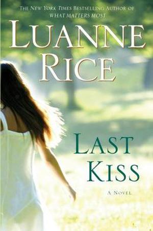 Last Kiss (Hubbard's Point/Black Hall series #6)