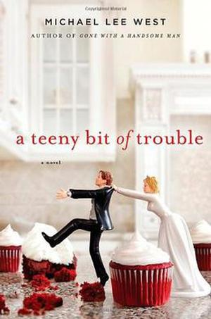 A Teeny Bit of Trouble (Teeny Templeton #2)