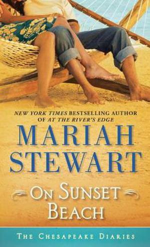 On Sunset Beach (Chesapeake Diaries #8)