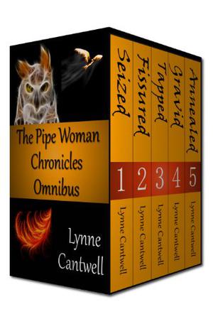 The Pipe Woman Chronicles Omnibus by Lynne Cantwell