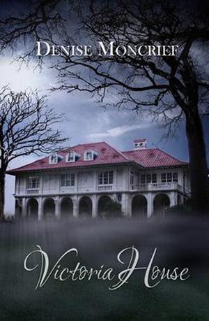 Victoria House (Haunted Hearts #2)