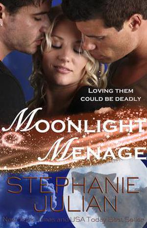 Moonlight Menage (Lucani Lovers #2)