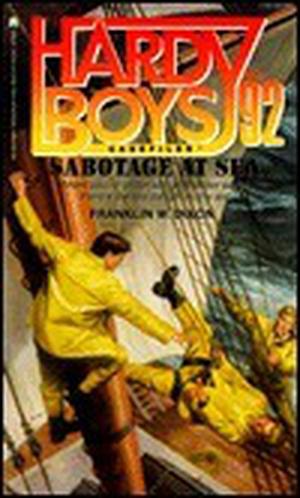 Sabotage at Sea (The Hardy Boys Casefiles #92)