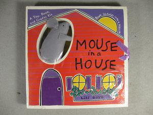 Mouse in a House/Book, Toy Mouse and Crafts Kit by Lizi Boyd