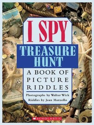 I Spy Treasure Hunt: A Book of Picture Riddles (I Spy #1)