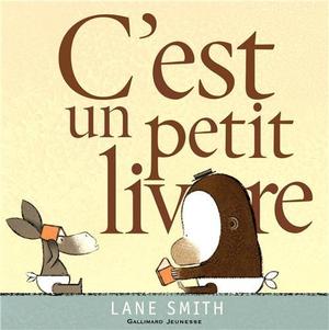 C'est un petit livre (It's a Book #1)