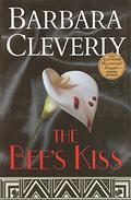 The Bee's Kiss (Joe Sandilands #5) by Barbara Cleverly