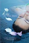 Kiss in the Dark (Scarlett Wakefield #3) by Lauren Henderson