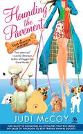 Hounding the Pavement (Dog Walker Mysteries #1) by Judi McCoy
