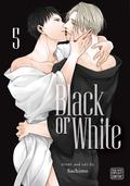 Black or White, Vol. 5 (Black or White #5) by Sachimo